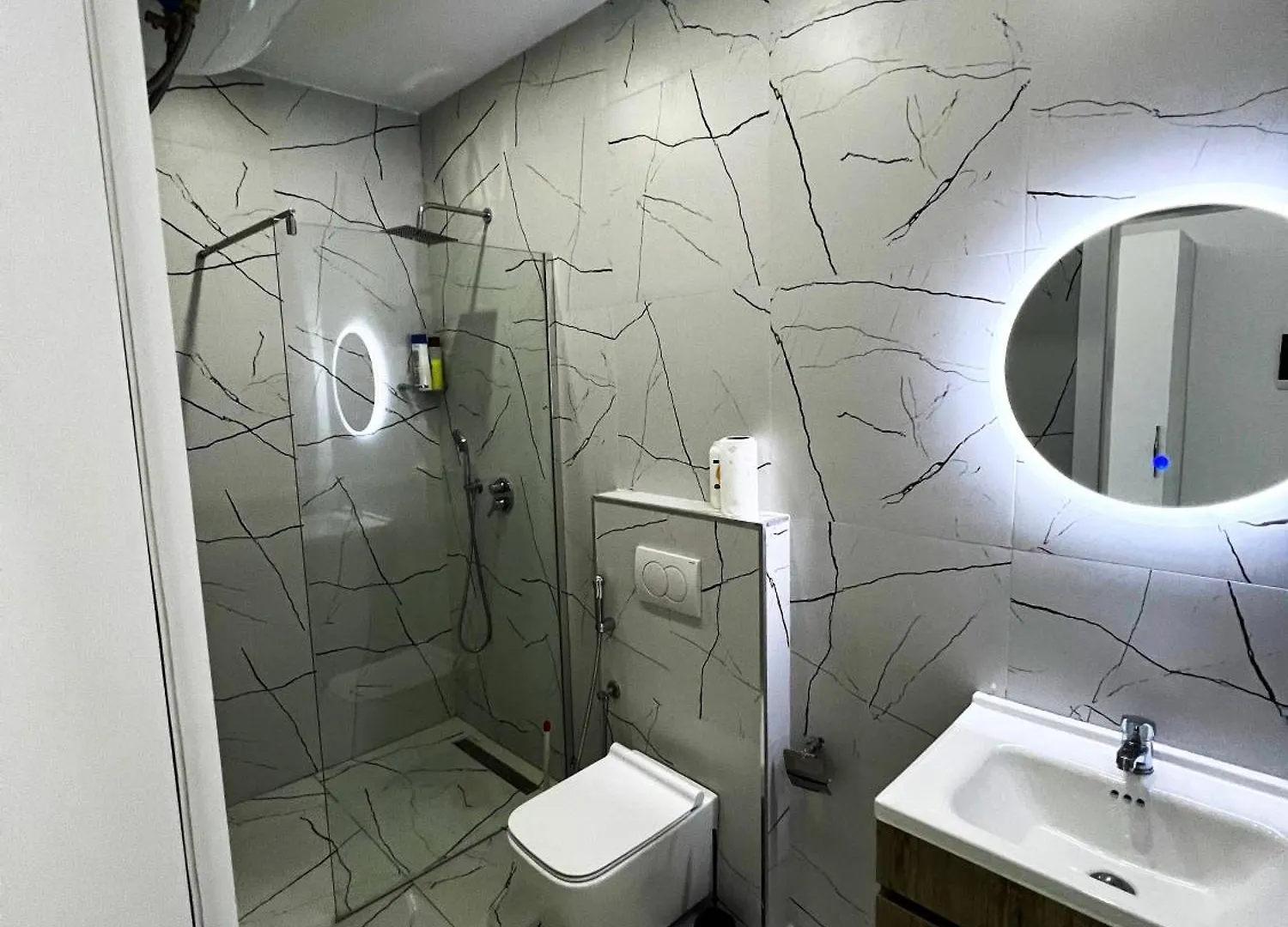 All Season Apartments Durrës